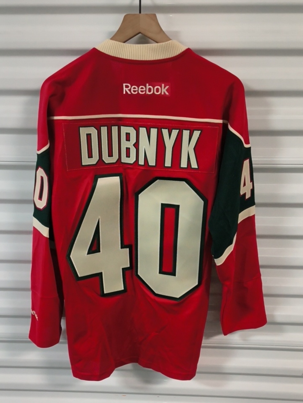 Reebok NHL Minnesota Wild Devan Dubnyk #40 Official Licensed Sewn Jersey S